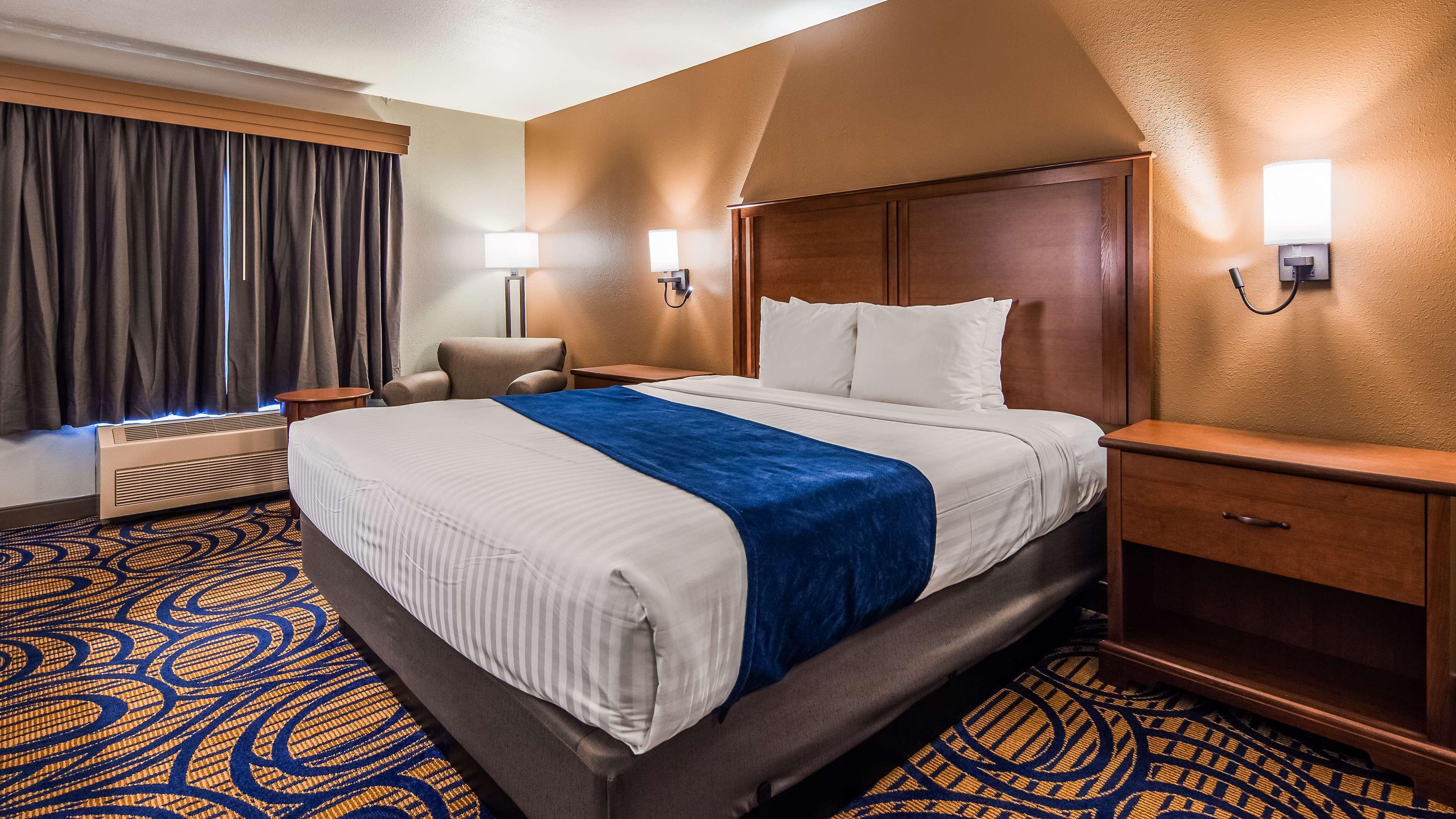 Best Western Woodburn Inn Exterior photo