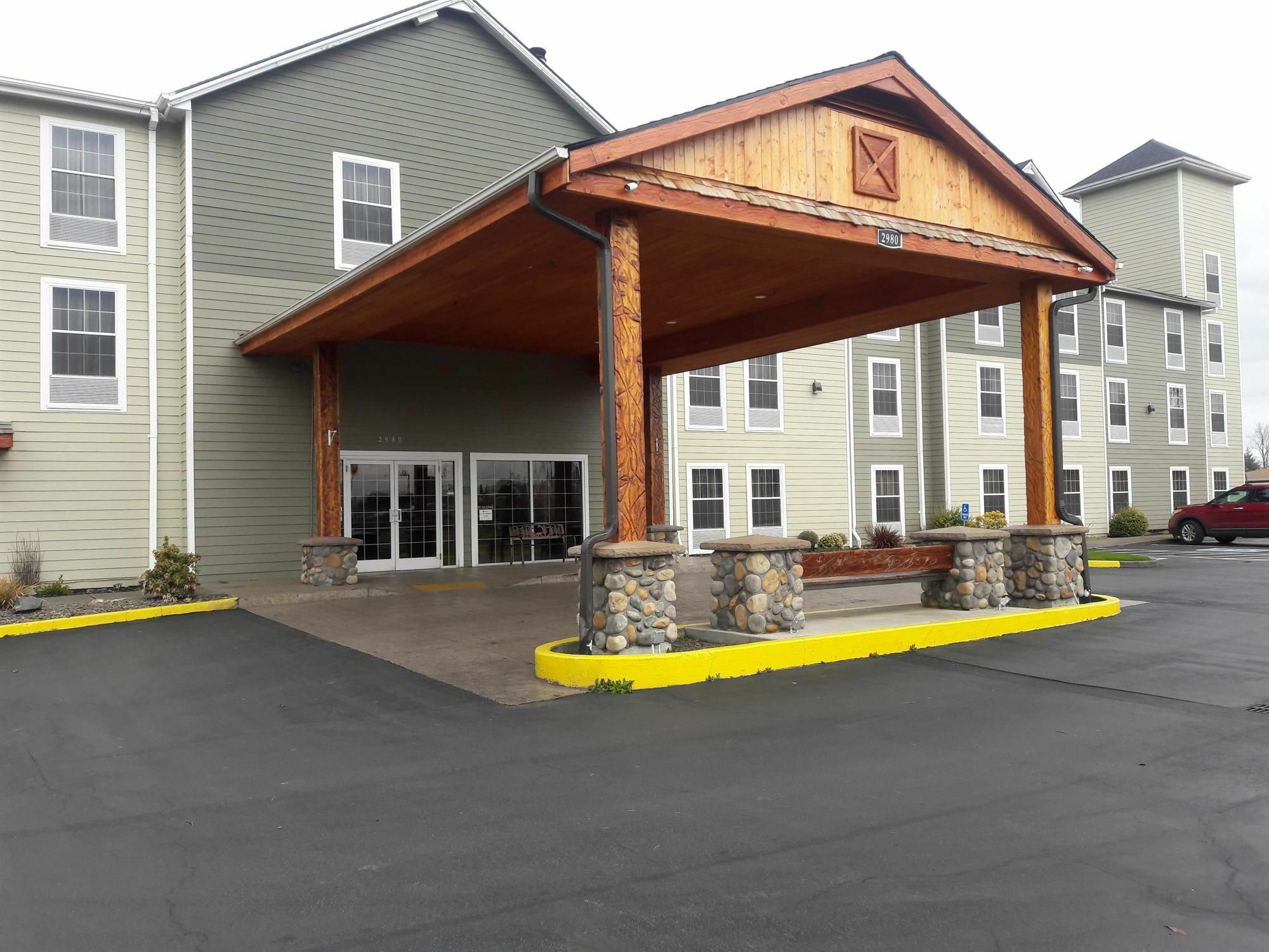 Best Western Woodburn Inn Exterior photo